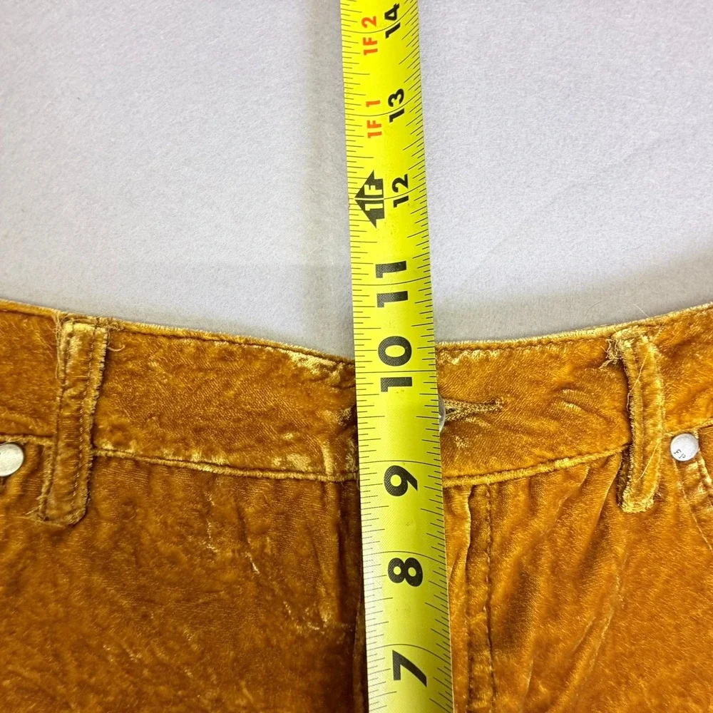 Free People Velvet Shorts Women Size 30 Mustard Yellow Gold Crushed Silk Blend - Picture 10 of 10
